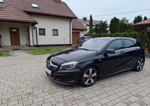 samochody osobowe Mercedes-Benz Klasa A cena 39900 przebieg: 183901, rok produkcji 2013 z Nowogard